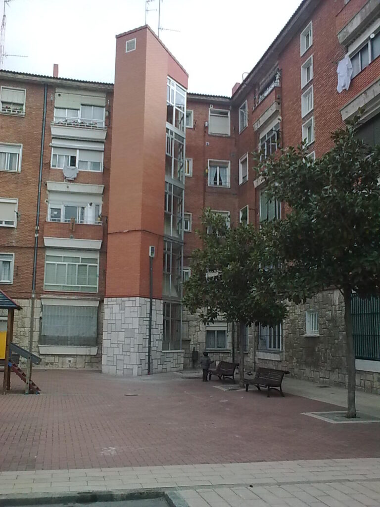 Ascensor. Arquitectos Valladolid